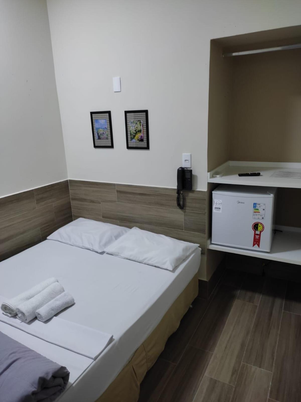 Avenida Hotel De Резенди Екстериор снимка